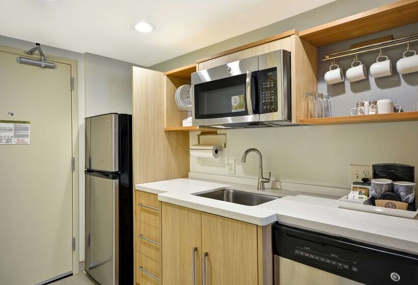 فندق Home2 Suites By Hilton Decatur Ingalls Harbor