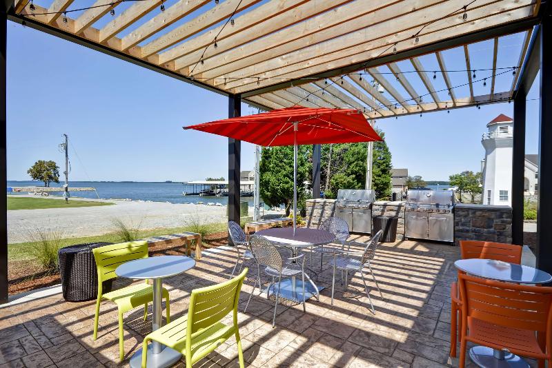 فندق Home2 Suites By Hilton Decatur Ingalls Harbor