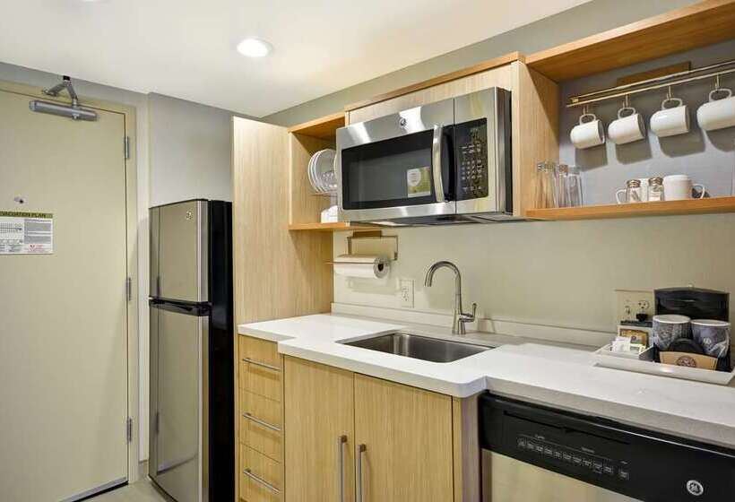 فندق Home2 Suites By Hilton Decatur Ingalls Harbor