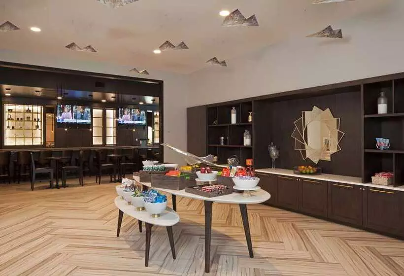 هتل Homewood Suites By Hilton Los Angeles International Airport