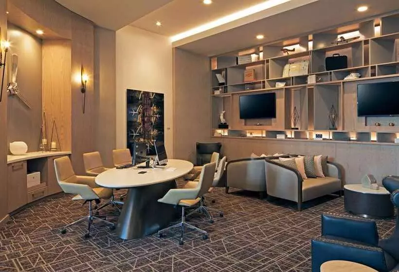هتل Homewood Suites By Hilton Los Angeles International Airport