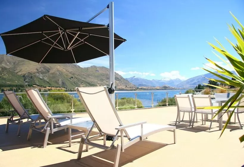 هتل Lakeside Apartments