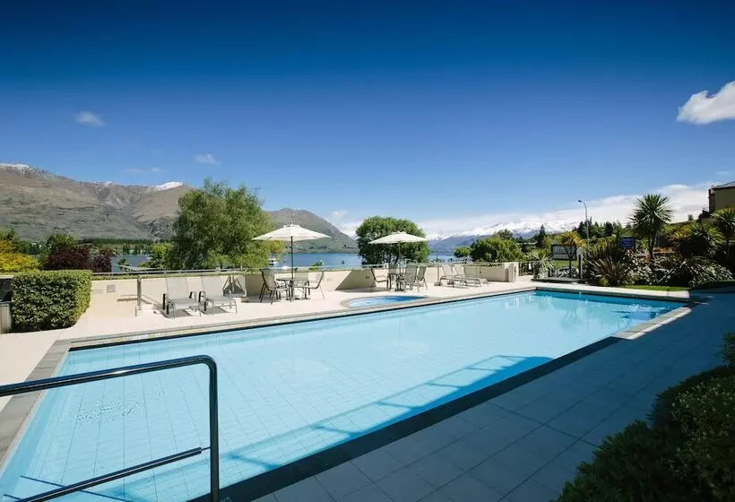هتل Lakeside Apartments