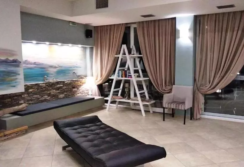 Hôtel Limenari