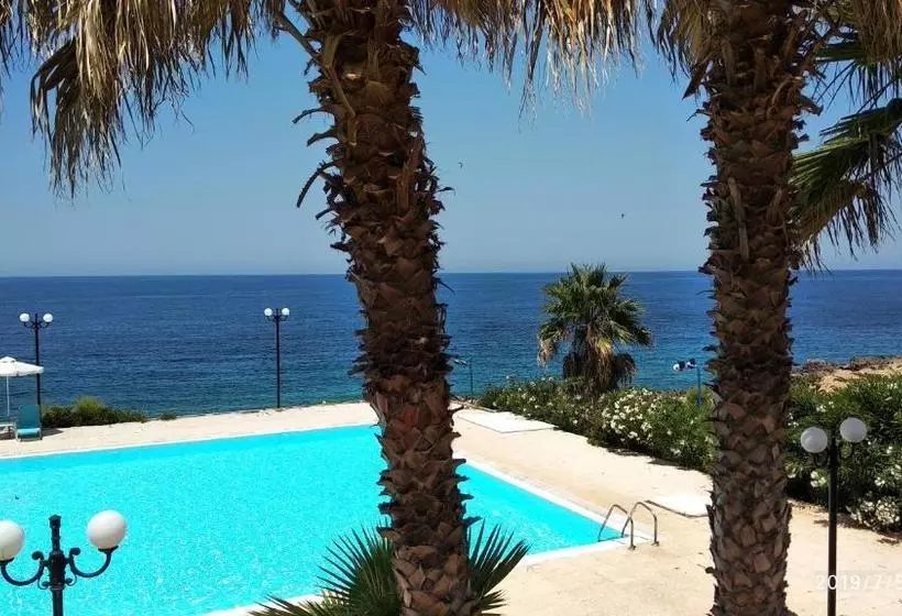 Hôtel Limenari
