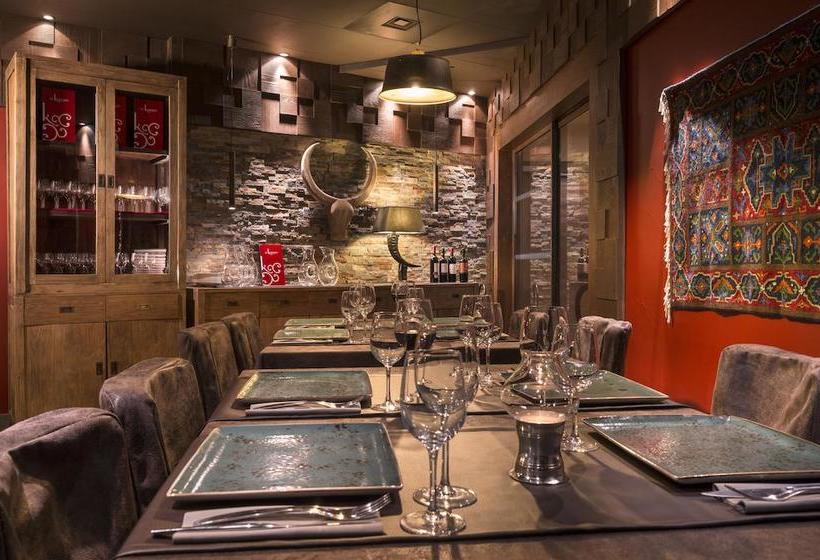 호텔 Le Hameau Du Kashmir