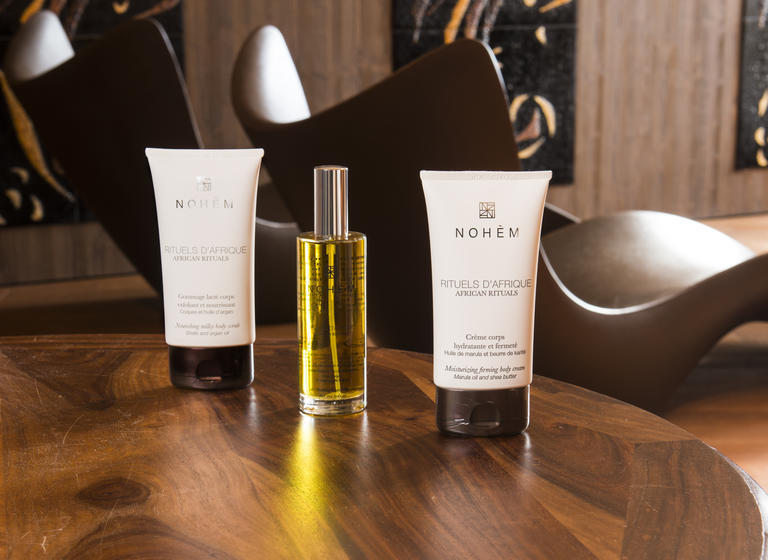 호텔 Le Hameau Du Kashmir