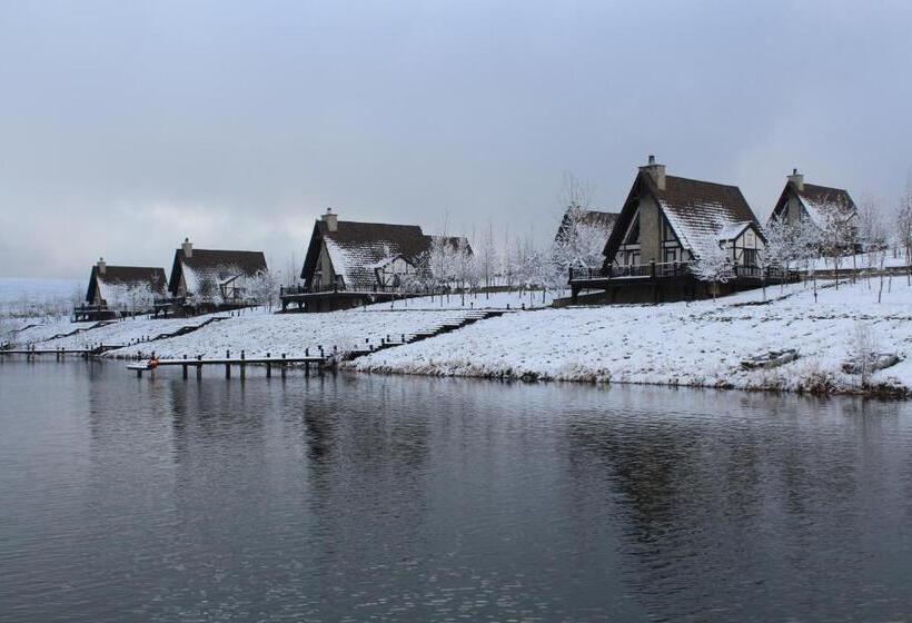 هتل Sakit Gol Silent Lake