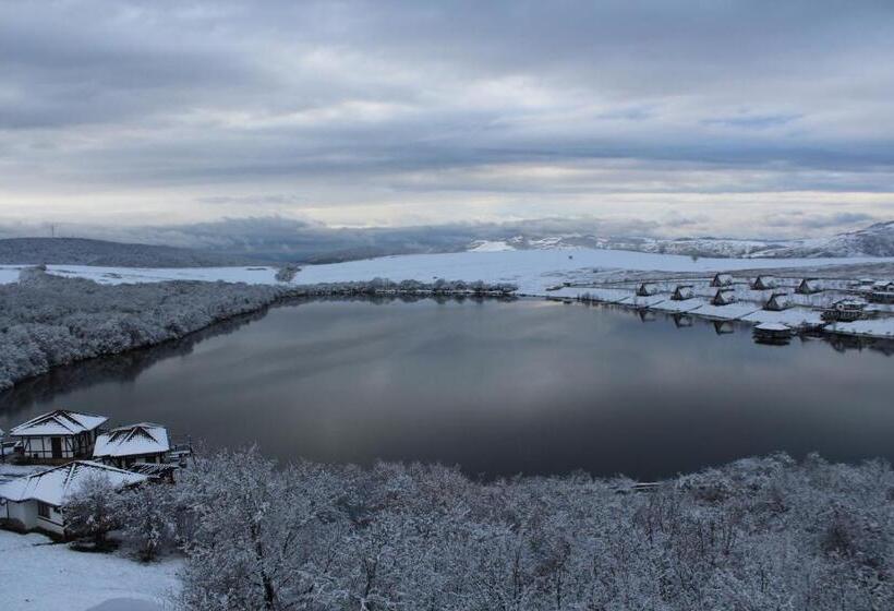 هتل Sakit Gol Silent Lake