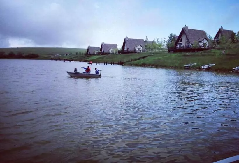 هتل Sakit Gol   Silent Lake
