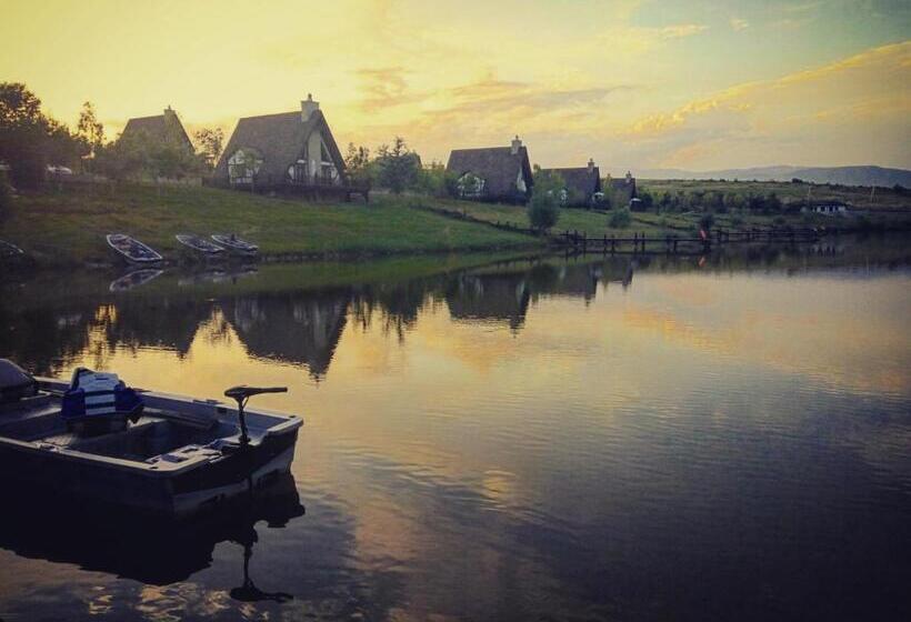 هتل Sakit Gol Silent Lake