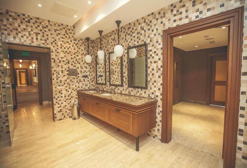 هتل Sakit Gol Silent Lake