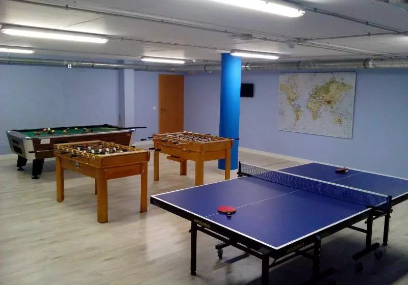 هتل The Factory Residence Hall