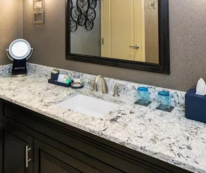 Hotelli The Tennessean Personal Luxury