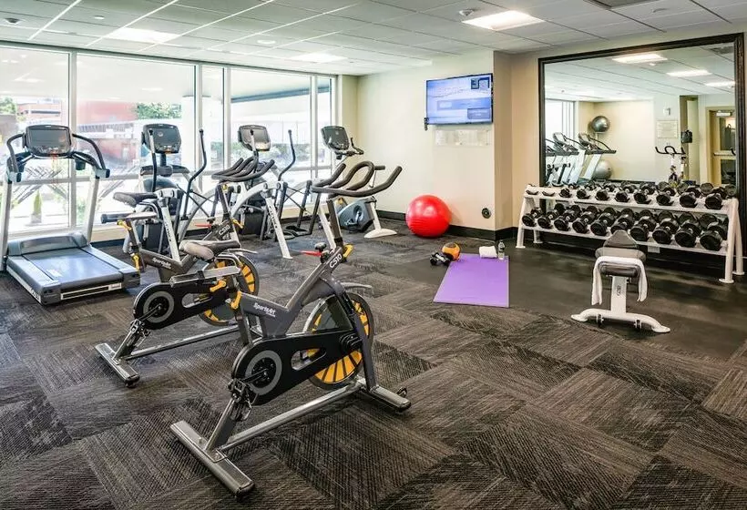 Hotelli The Tennessean Personal Luxury