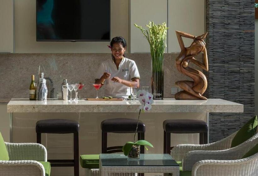 Villa Wiljoba With Private Gym, Cook & Butler, Batu Bolong