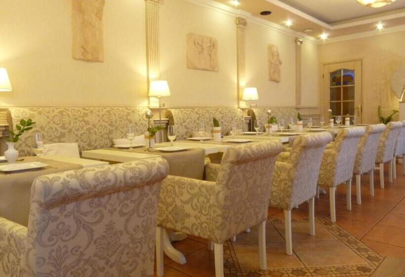 هاستل Economy Room In Hotel Eney