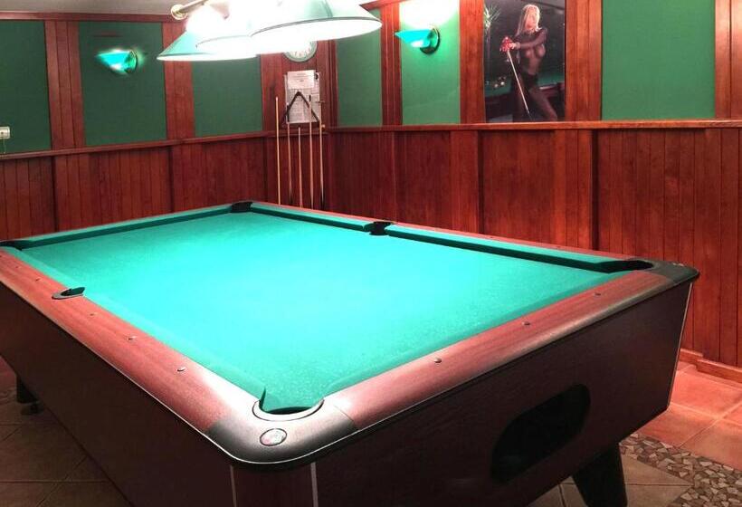 هاستل Economy Room In Hotel Eney