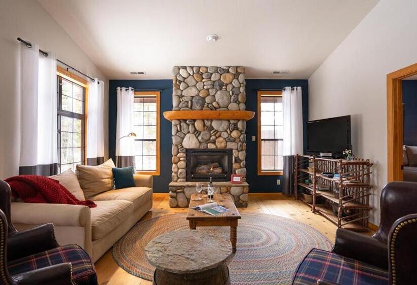 هتل Black Bear Lodge