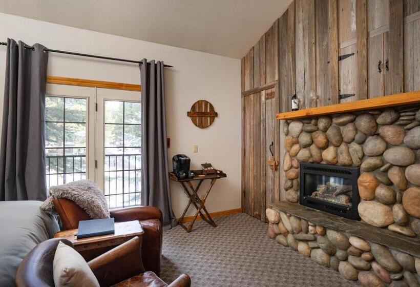 هتل Black Bear Lodge