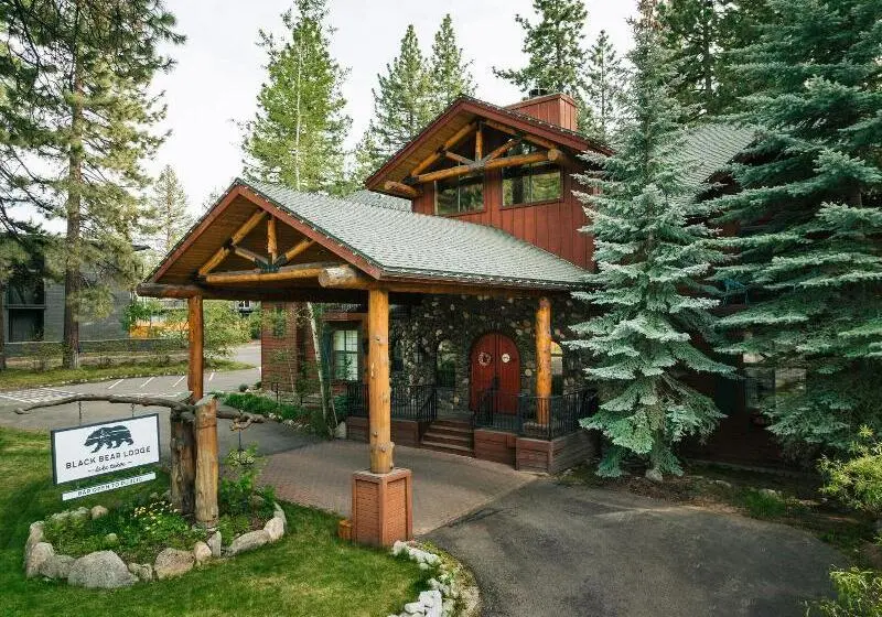 هتل Black Bear Lodge