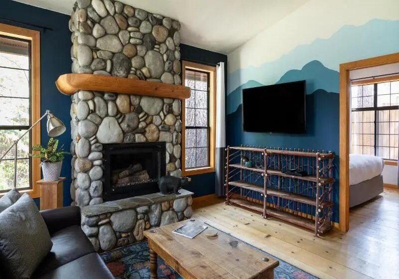 هتل Black Bear Lodge