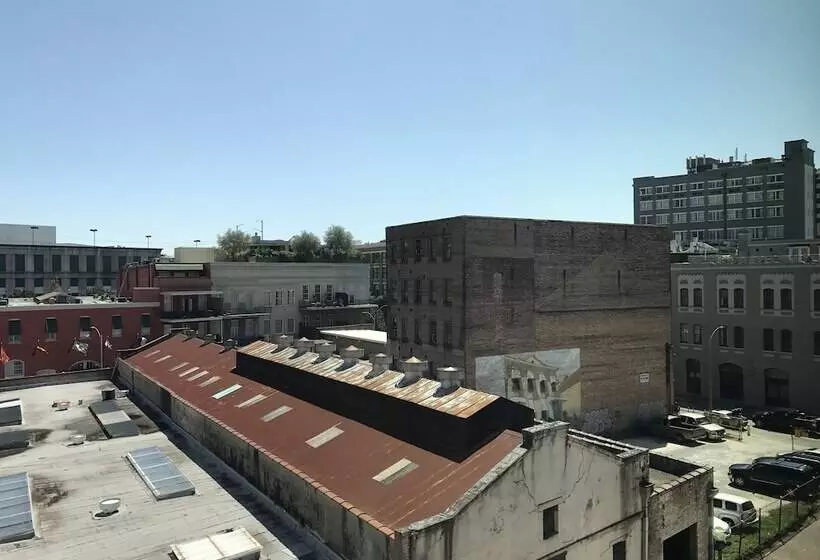 Cambria Hotel New Orleans Downtown Warehouse District