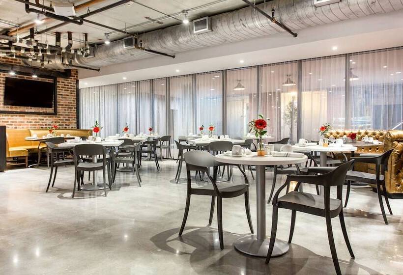 Cambria Hotel New Orleans Downtown Warehouse District