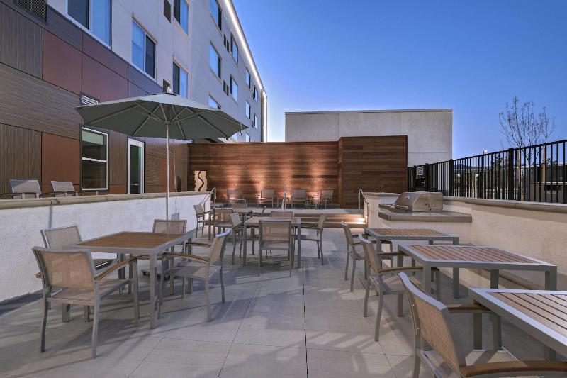 酒店 Element Palmdale