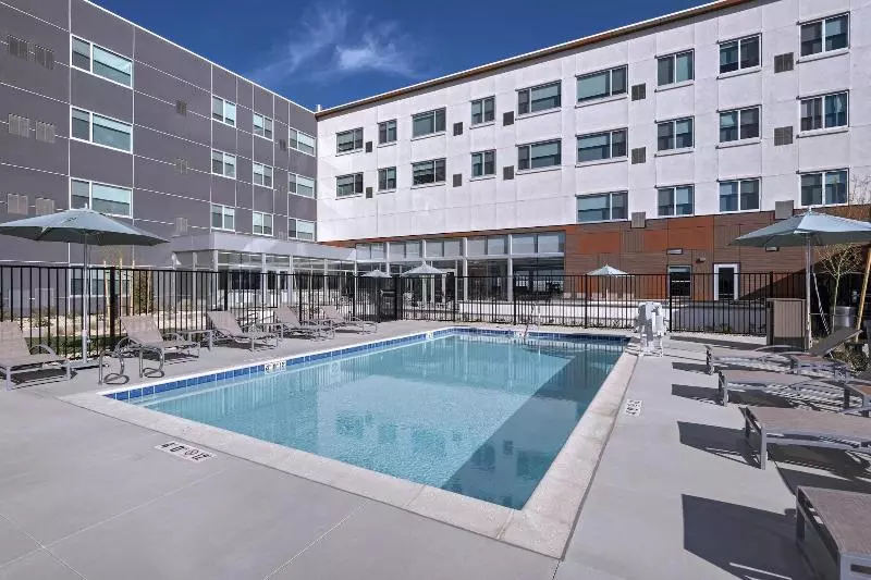 Hotelli Element Palmdale