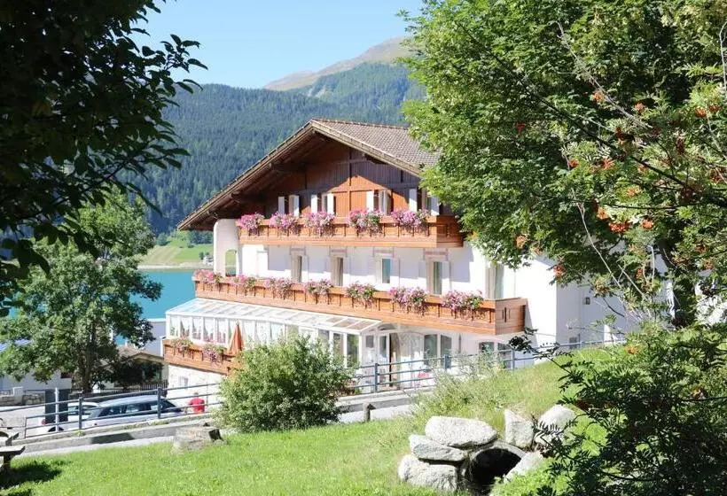 Hotelli Etschquelle