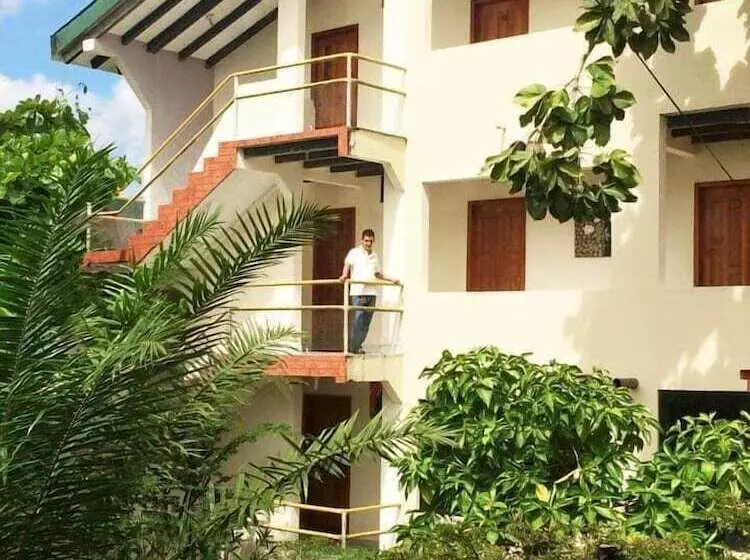هتل Hosteria Amazonas