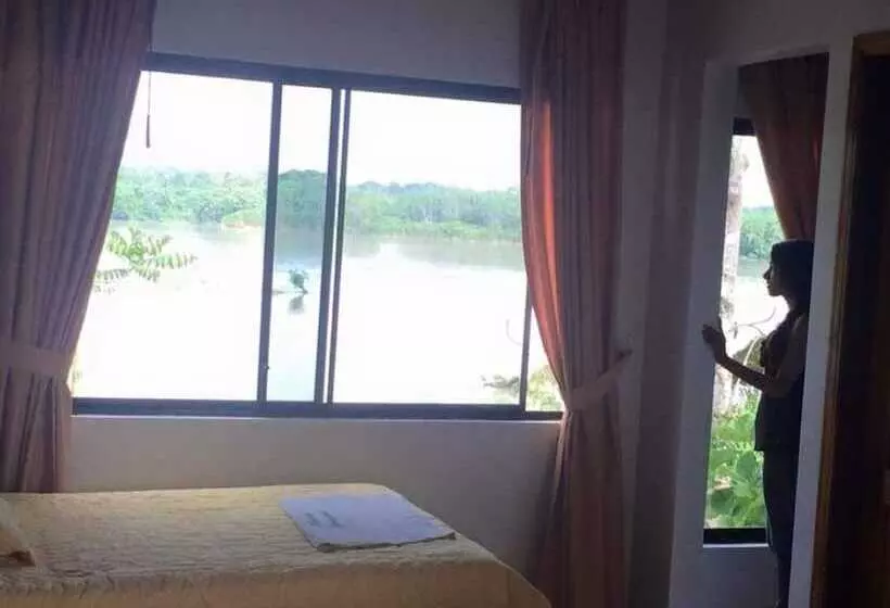 هتل Hosteria Amazonas
