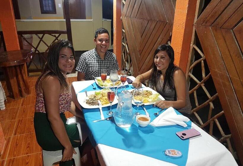 ホテル Mediterraneo