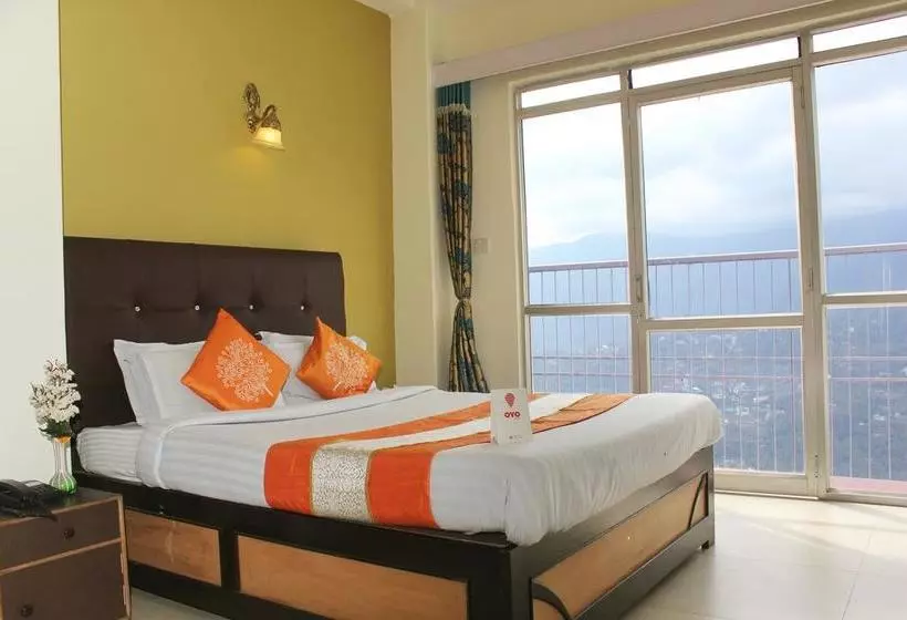 ホテル Oyo Rooms Near Deorali Bus Stand