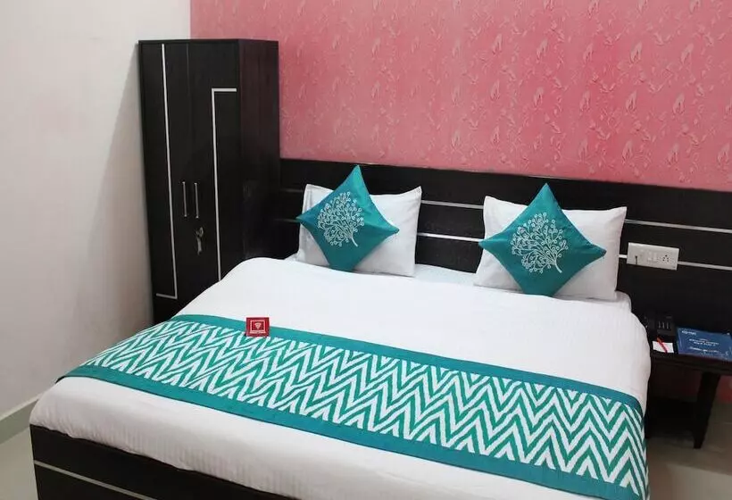 ホテル Oyo Rooms Near Mansarovar Garden