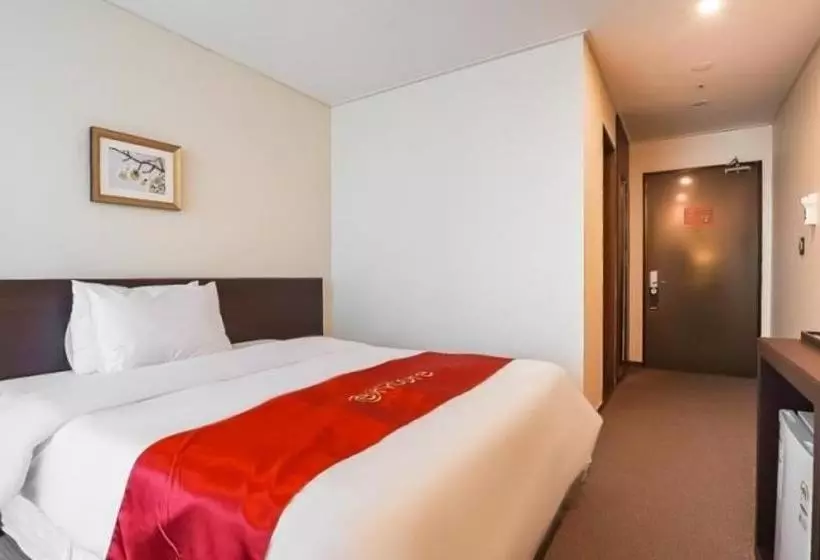 ホテル Ramada Encore By Wyndham Pyeongtaek