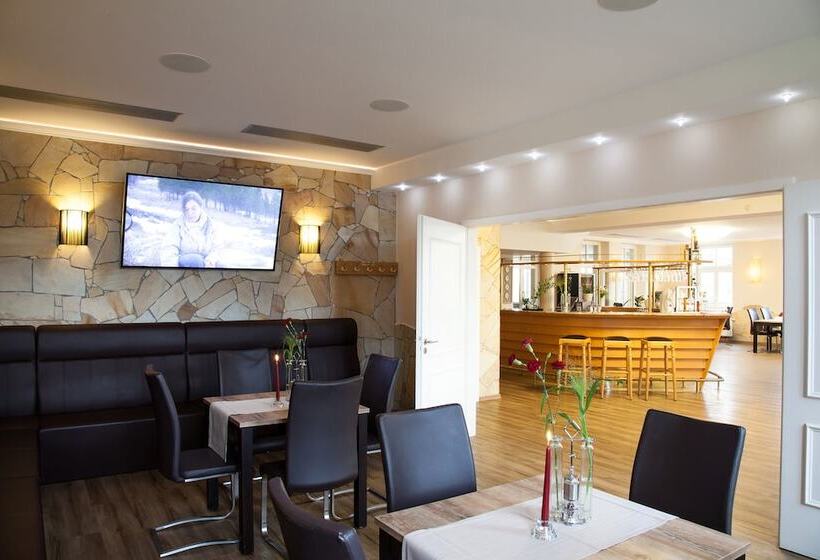 ホテル & Restaurant Gasthaus Zum Anker