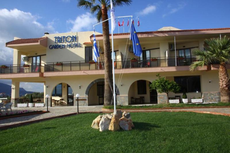 هتل Triton Garden