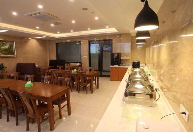 Отель Vatica Zaozhuang Tengzhou Railway Station