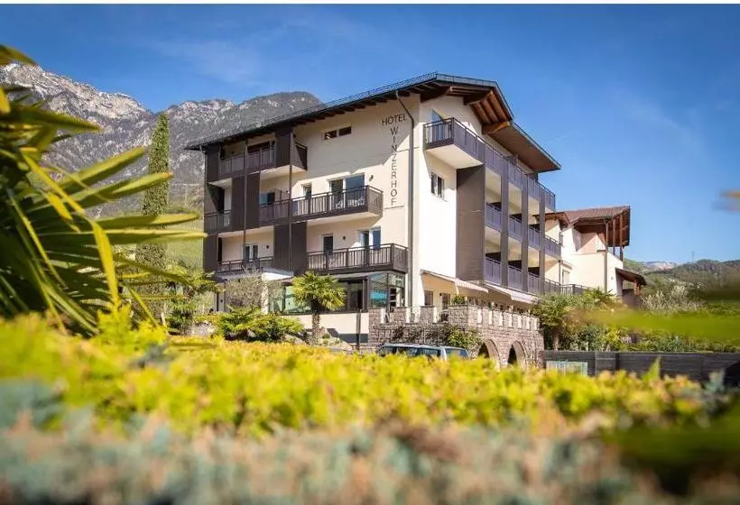 Hotelli Winzerhof