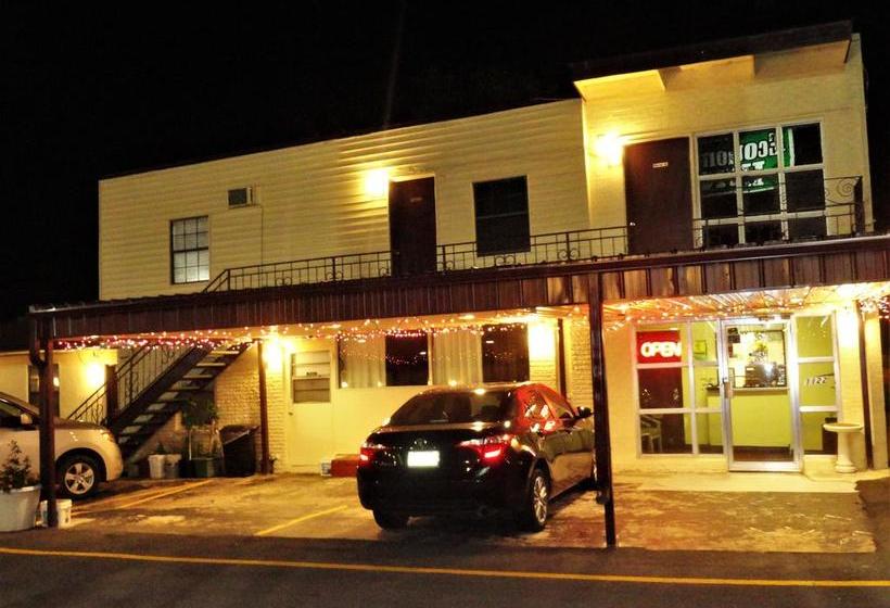 モーテル Economy Inn Lawton