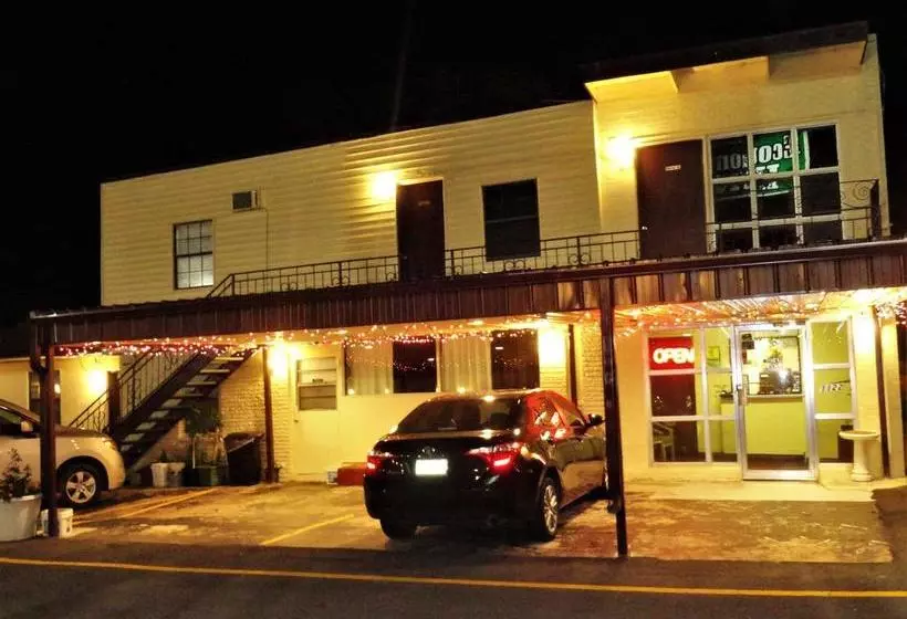 مُتل Economy Inn Lawton