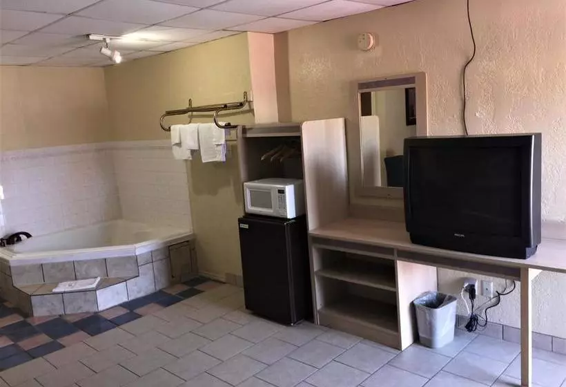 مُتل Economy Inn Lawton