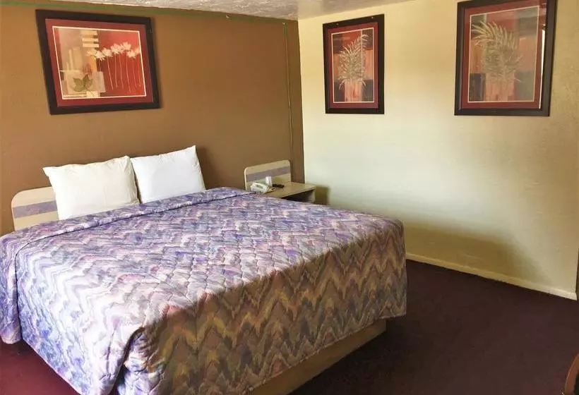 مُتل Economy Inn Lawton