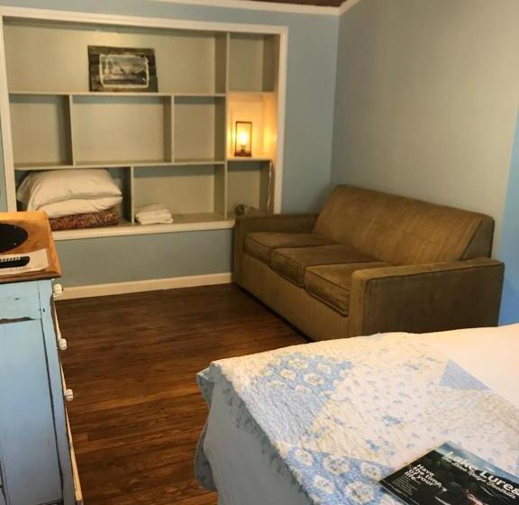 モーテル The Riverside Lodge At Chimney Rock