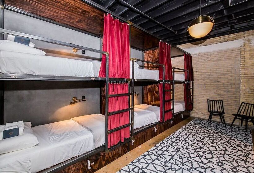 Native Hostel Austin