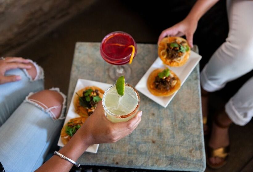 Native Hostel Austin