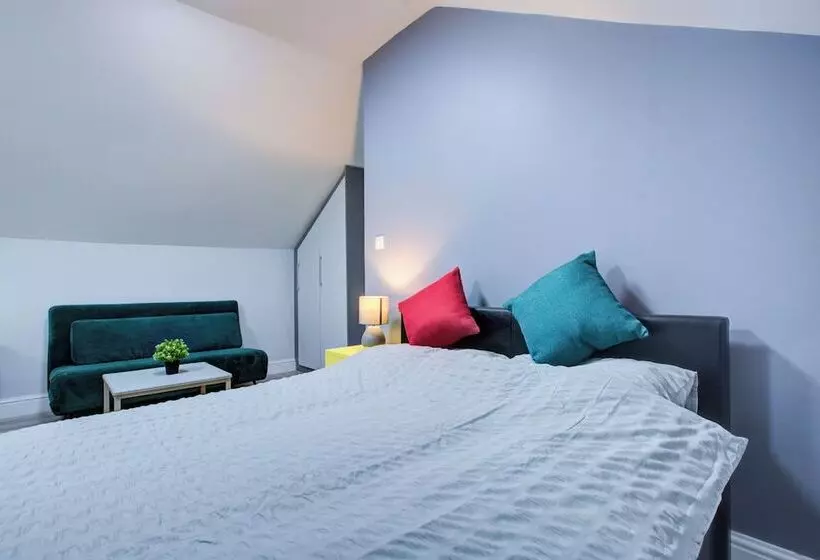 ホテル Oyo Trendy Apartments London
