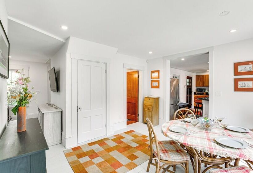 Peaceful Coastal Maine Retreat, Walk To Trails